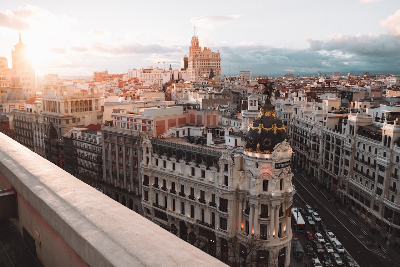 Explorando los lugares sagrados de España y el mundo de la escritura
